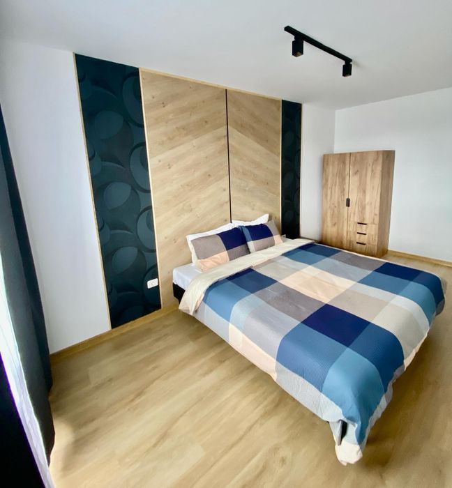 Apartament 3 camere,2 bai,loc parcare.Proprietar.