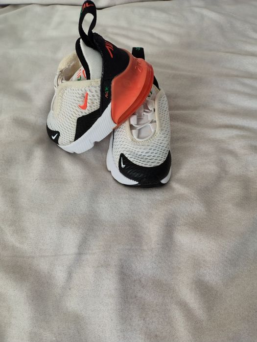 Adidași Nike bebe