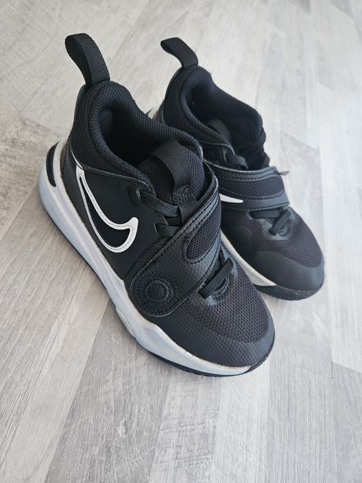 Маратонки Nike 28,5