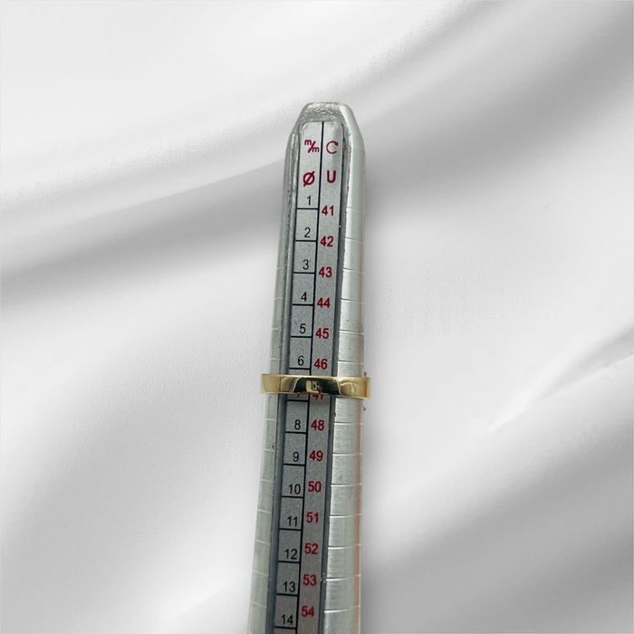 Златен пръстен с диаманти и сапфир 14к