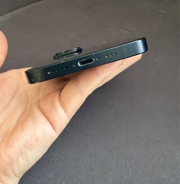 Продам айфон 14 черного цвета