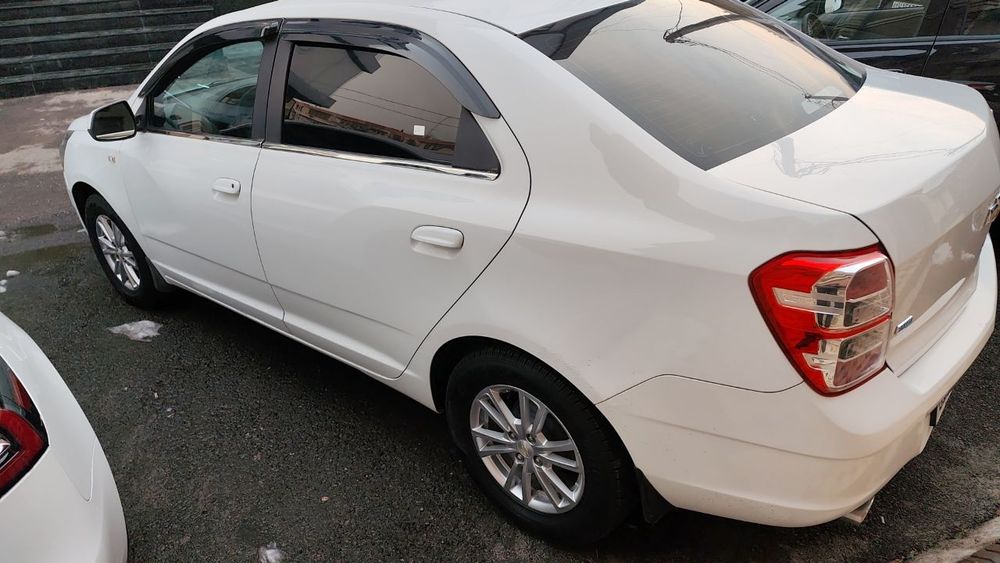 Ок. Кобальт. Фул. Йил. 2015.