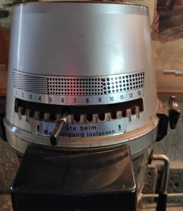 Професионална трифазна кафемелачка Stawert Hamburg VTA6S1 (380 V)