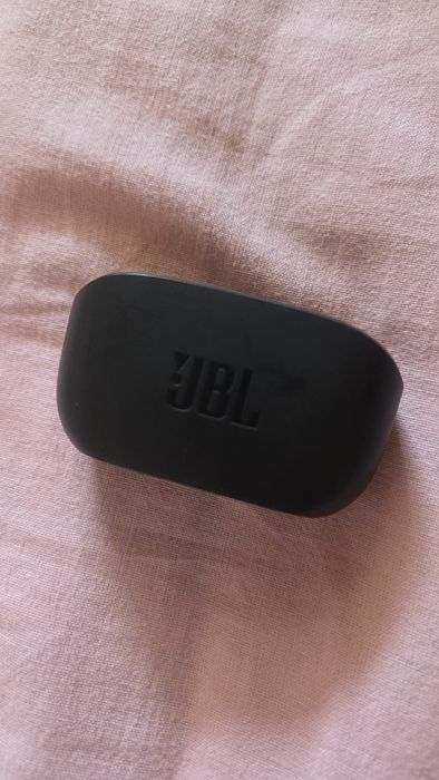 Casti jbl preț 150