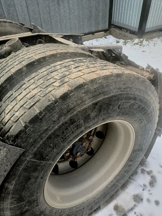 Резина грузовая ведущая