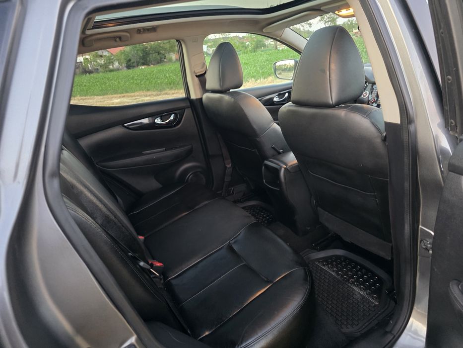 Nissan qashqai TEKNA 1.6L DCI cutie automată