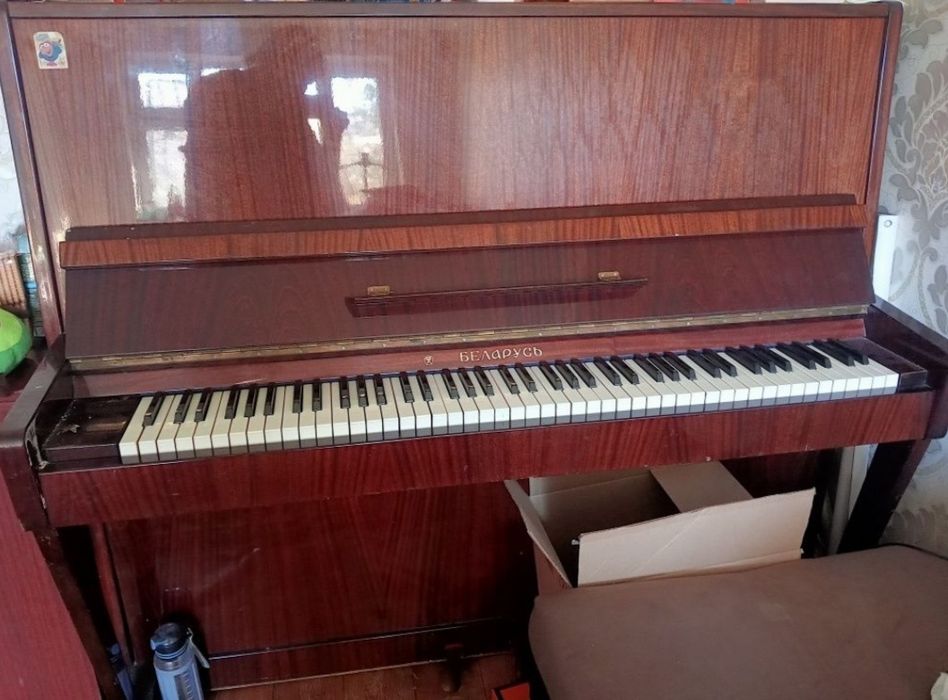 Пианино сатылады