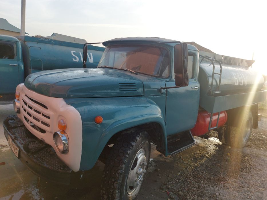 Водовоз сотилади