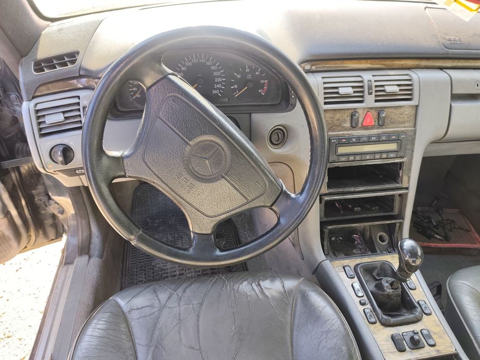 Мерцедес Е250 ТДИ 150к.с. На части