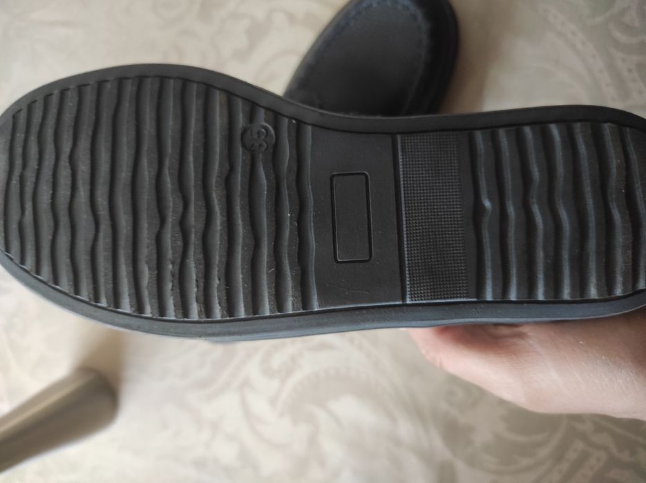 Обувь 35 размера синего цвета