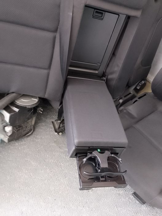 Салон Ауди А4 В6 авант.