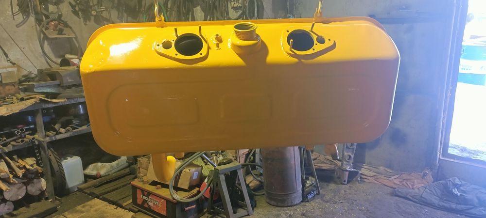 Продам 1 гидробак К700