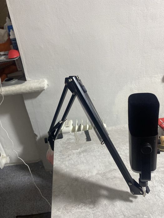 Продаю мышь клаву коврик наушник