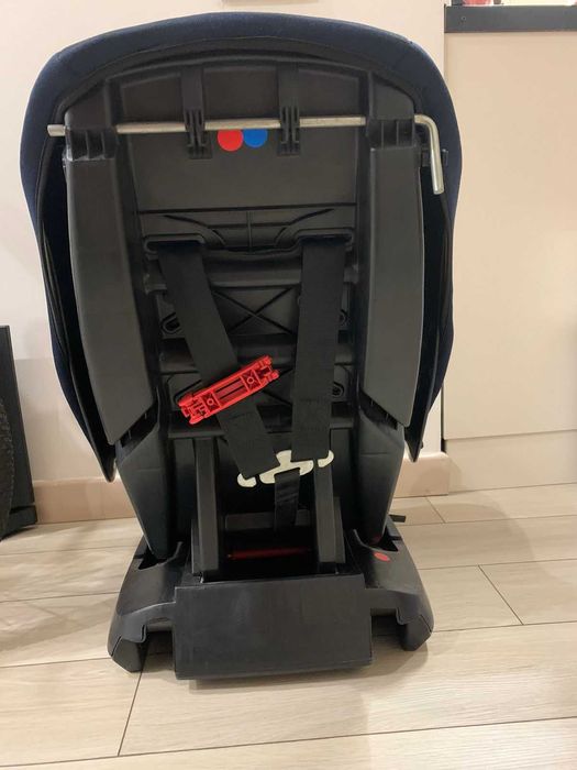 Продам автокресло