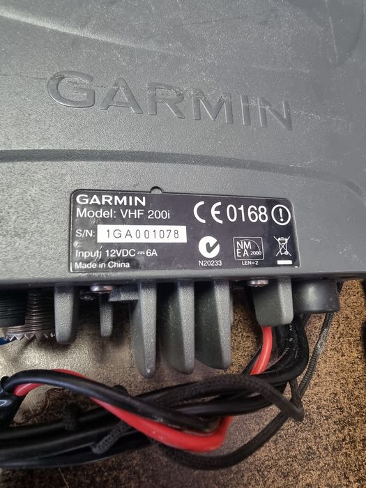 Garmin VHF 200i с УКВ антена