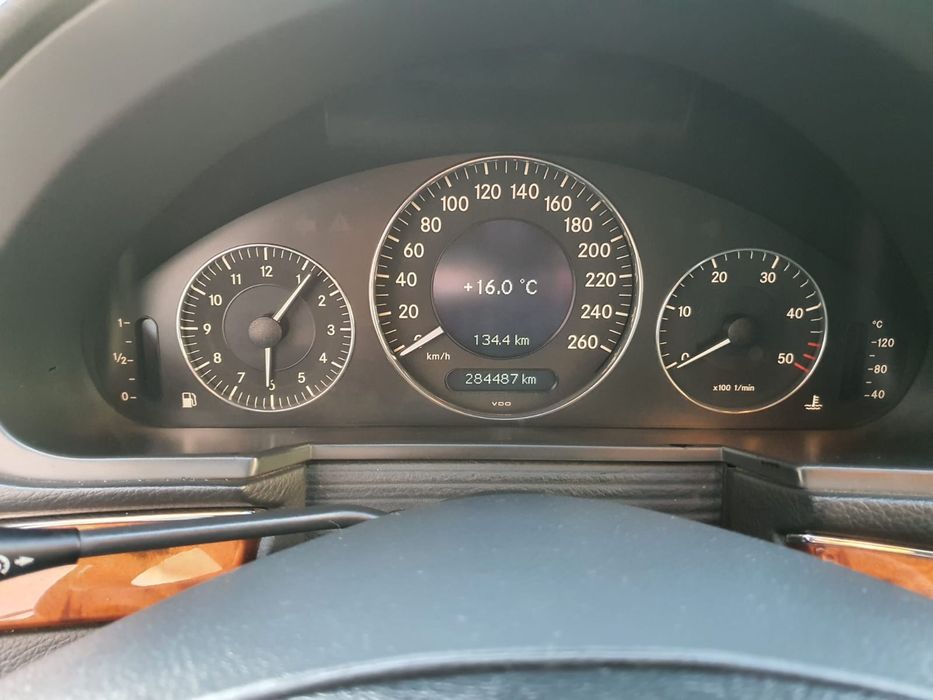 Mercedes  E220 CDI  Elegance