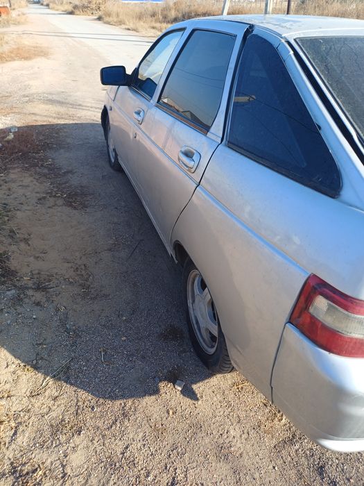 Продаю лада2112.