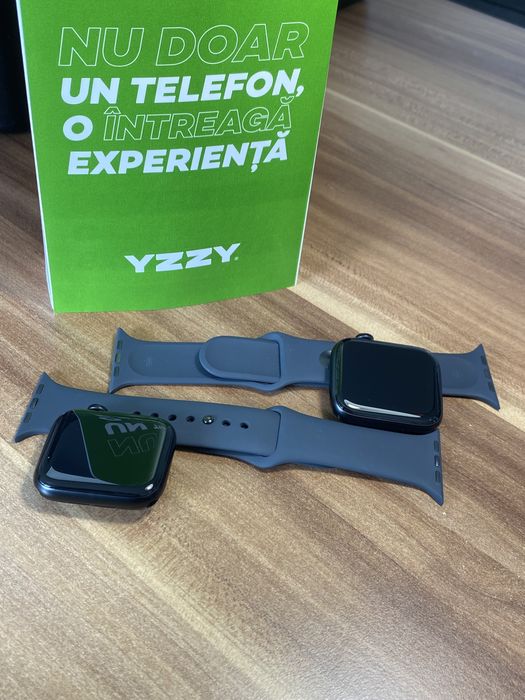 Apple Watch Seria SE 2 / 44 mm / GPS / Aluminium Case