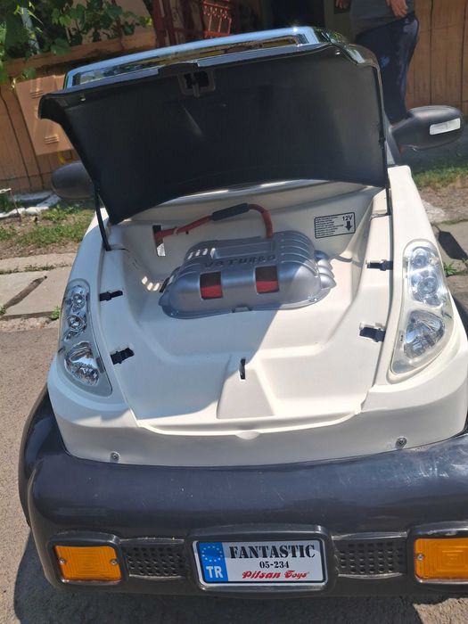 Masinuta electrica pt copii