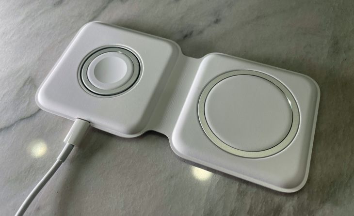 MagSafe Duo оригинално