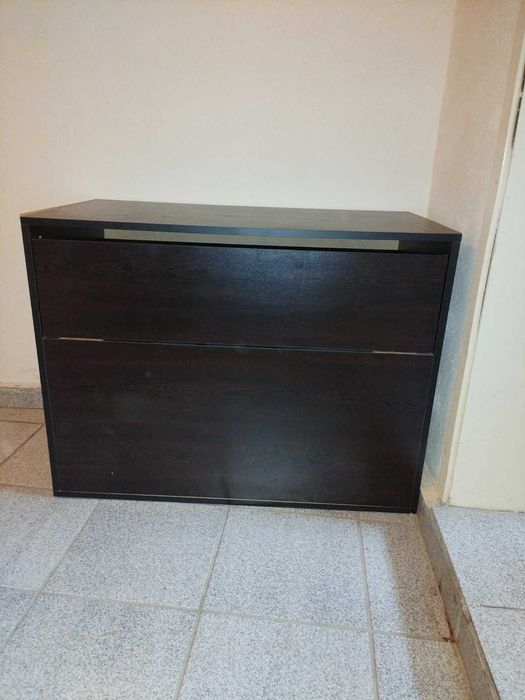 Продавам комплект спалня