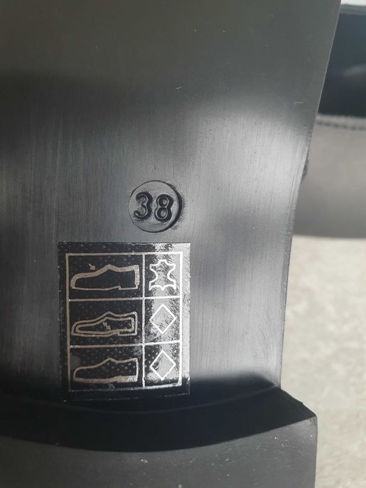 Нови елегантни мокасини ELLA CRUZ ном 38 и 39