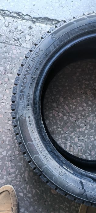 Продам резину липучка