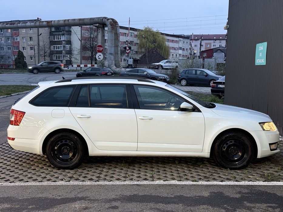 Skoda Octavia 3 Combi / Euro 6 / DSG NOU / Style / Carplay