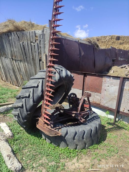 Трактор Кун ковш стогомет косилка все сборе