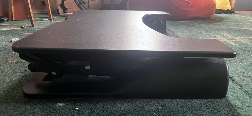 Регулируемый стол-трансформер