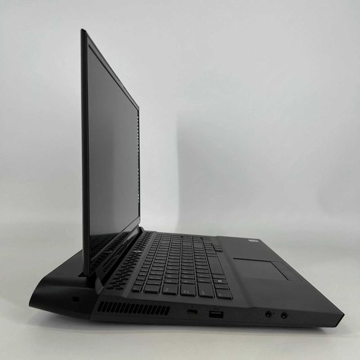 Лаптоп Alienware Area-51m R2 2080 Super 8GB, 10900K десктоп компоненти