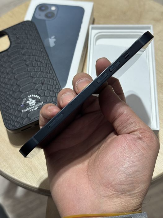  iPhone 13 5G 128gb AA/A midnight аккум 100%