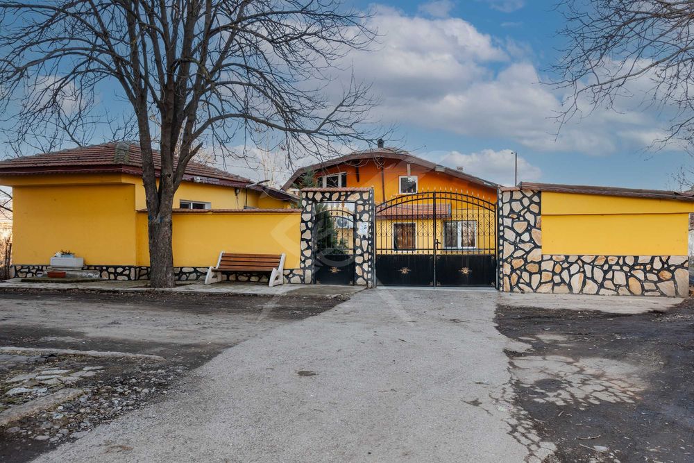 Къща № 46842, Нови Искър