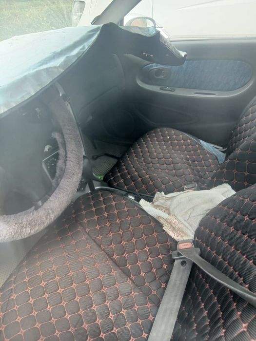 Kia shuma 1998года 1.6