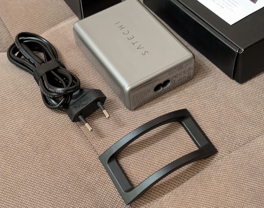 Satechi 165W USB-C PD GaN захранване 4xUSB-C