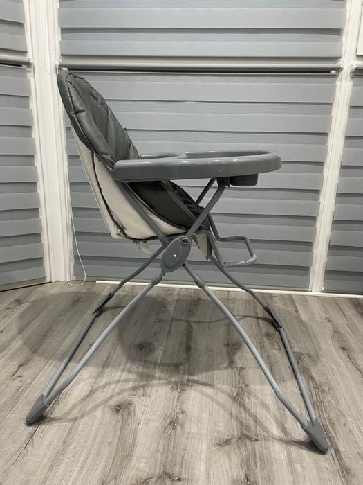 Продам стульчик для кормления.