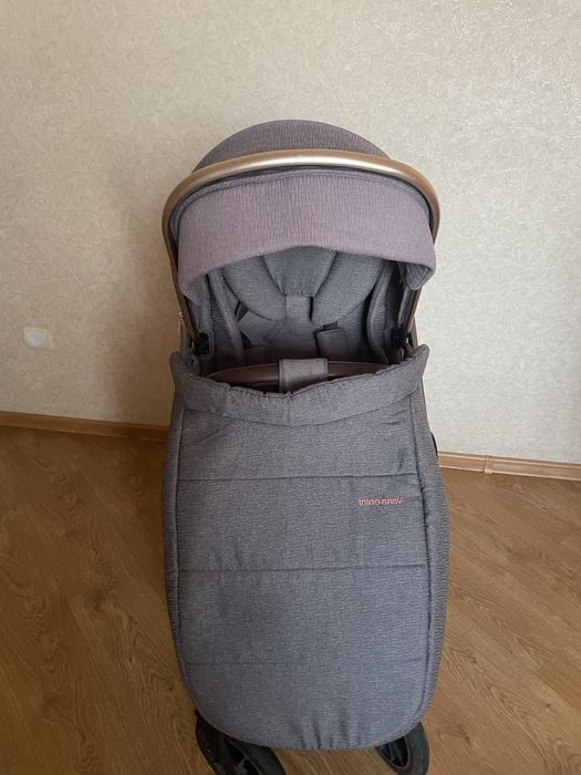Продам коляску 2 в 1