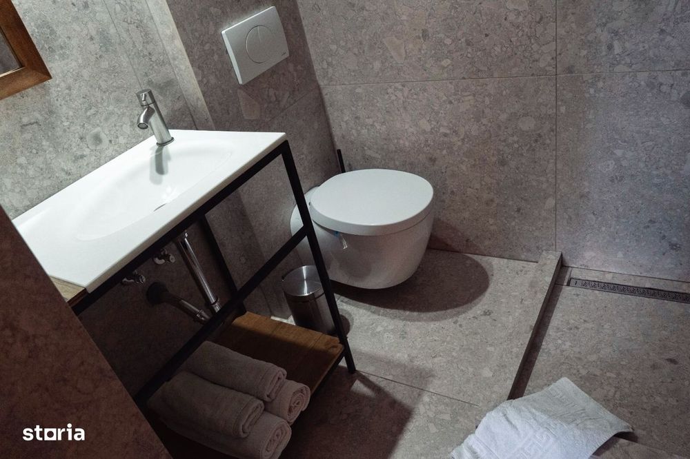 Vand studio-uri in regim hotelier