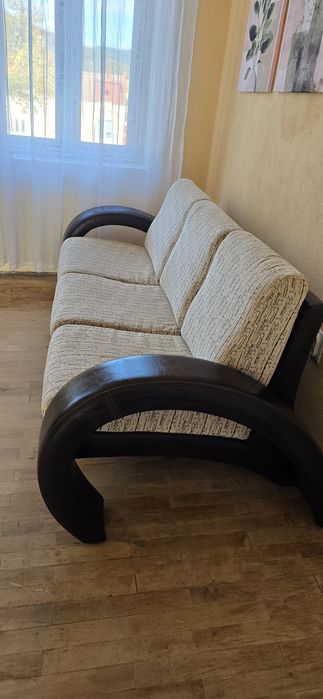 Set canapea cu fotolii si masuta