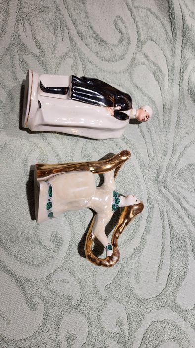 Статуэтки фарфоровые