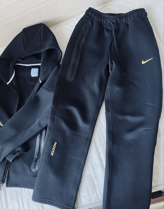 Нокта зипка Nike черная