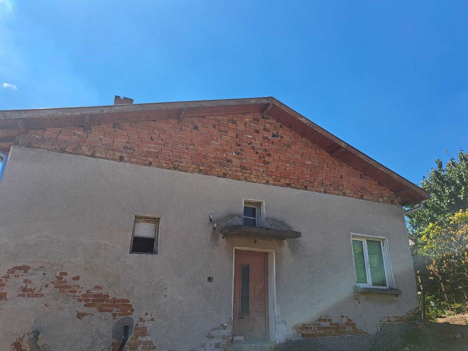 Продава се Къща в с. Буковлък, Област Плевен - 83 кв.м за 458 €/кв.м - Снимка #3