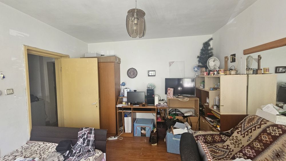De vanzare garsonieră , complex 1 , Trivale Pitești