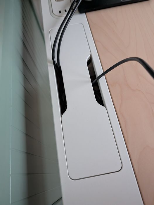 Birou IKEA furnir electric reglabil pe inaltime 120x68