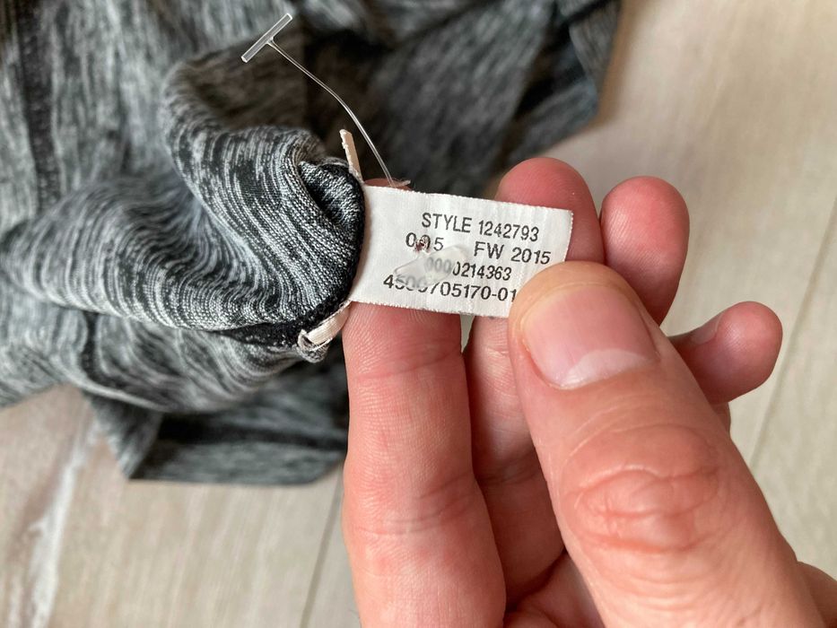 Under Armour Tech Heatgear Loose мъжки потник размер L