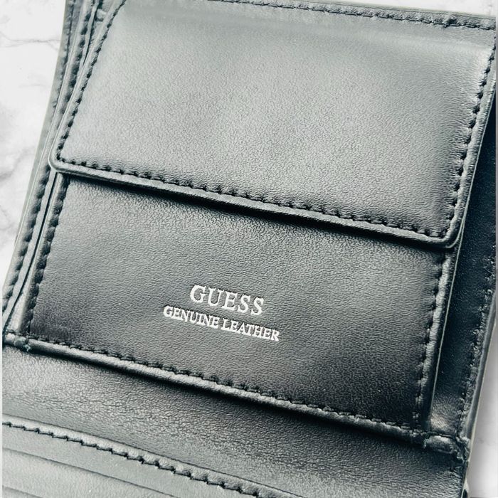 Guess мъжко портмоне ново с етикет