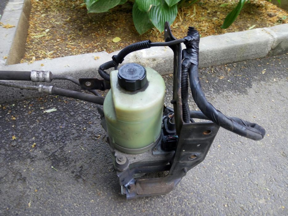 Pompa servodirectie electrica Ford Focus 2, 1.6 diesel,1.8 diesel