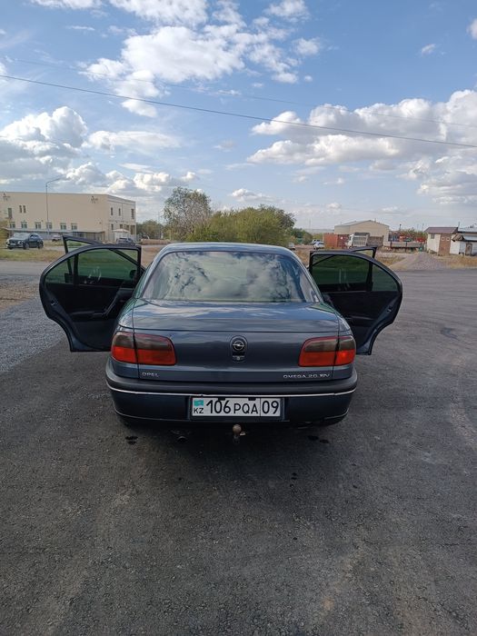 Продам опель омега Б