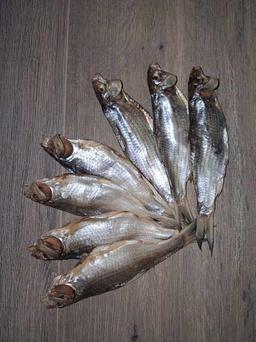 Вяленая рыба (вобла).