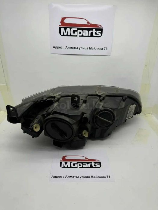 Фара б у оригинал правая и левая от BMW E-71